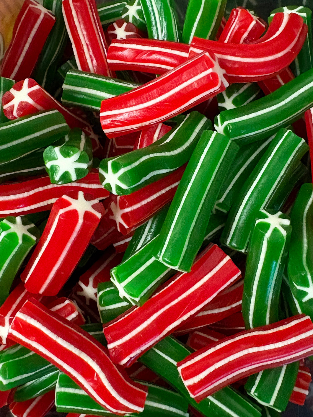 100g red & green poles